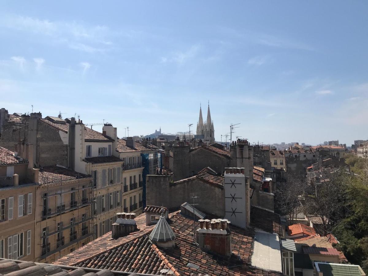 Grand Studio Avec Vue Sur Notre Dame De La Garde Marseille Luaran gambar