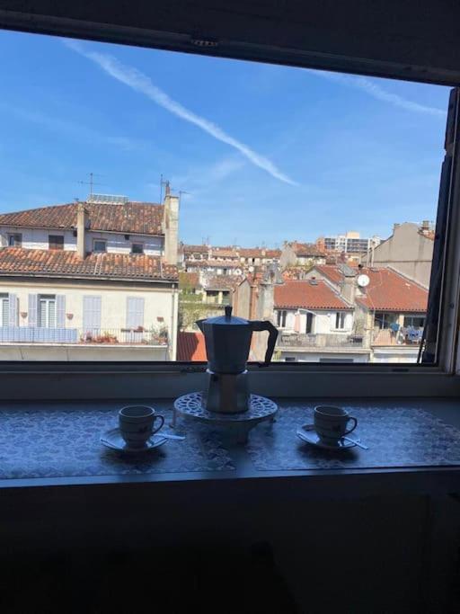 Grand Studio Avec Vue Sur Notre Dame De La Garde Marseille Luaran gambar