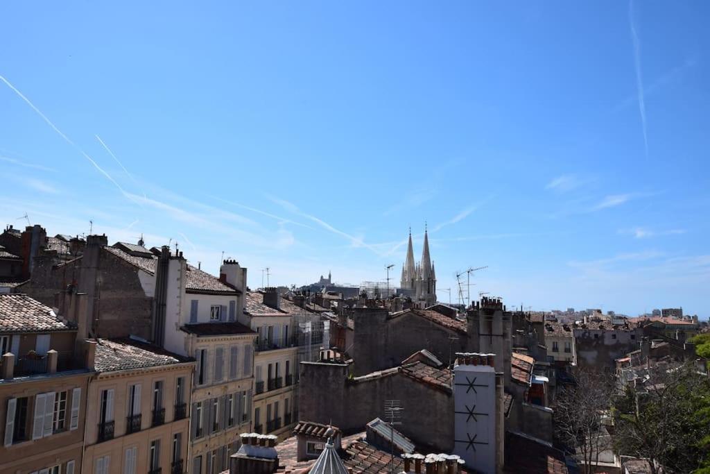 Grand Studio Avec Vue Sur Notre Dame De La Garde Marseille Luaran gambar
